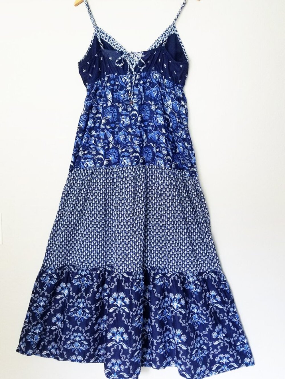 H&M L.O.G.G Blue Tiered Maxi Dress Surplice V Neck Lightweight Cotton Size 12 - Picture 4 of 16